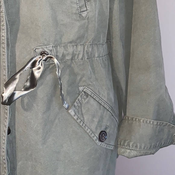 Jacket - Picture 3 of 5